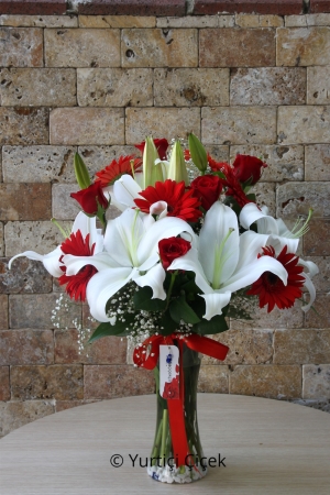 Lilies and 5 Roses